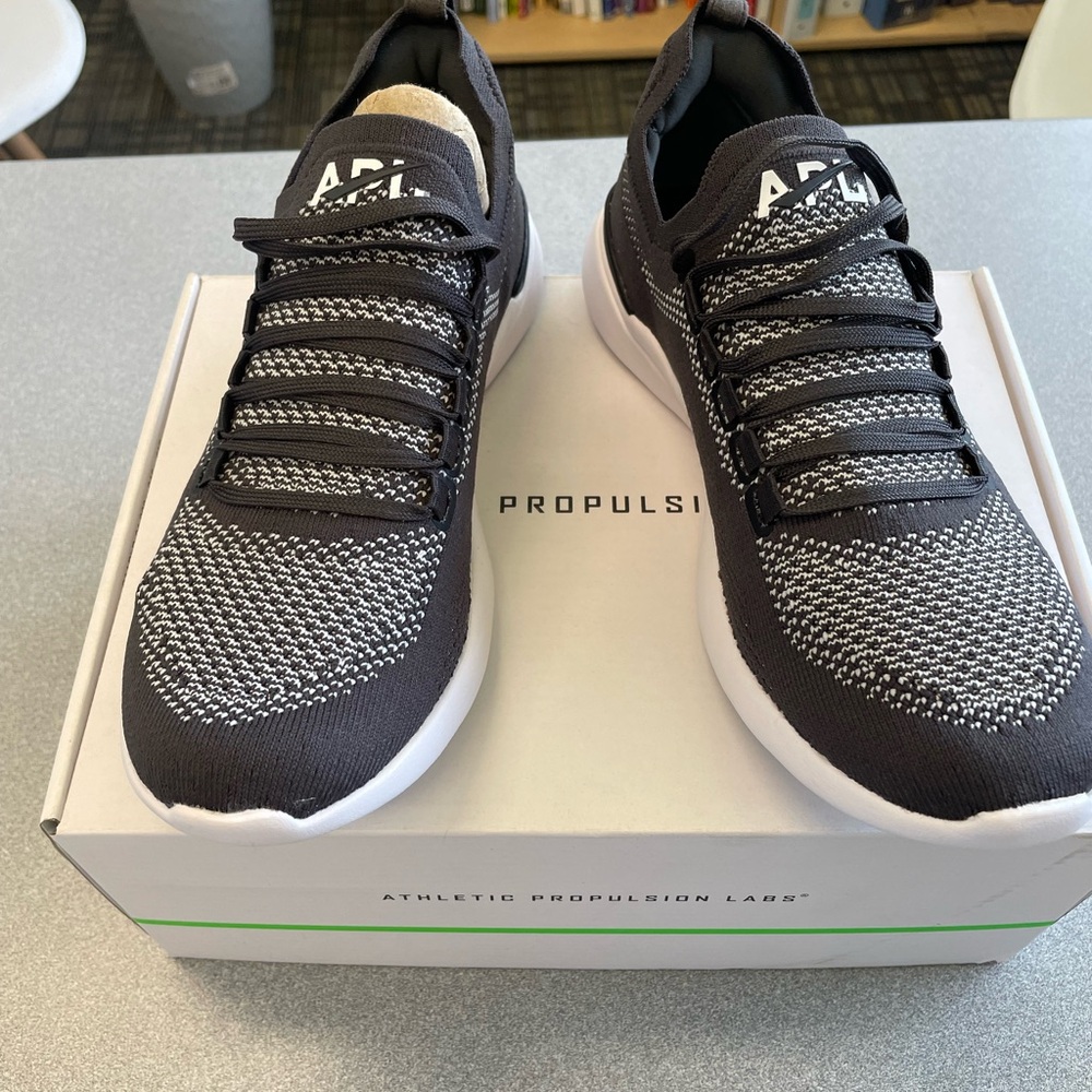 APL Black and Gray Techloom Breeze - Picture 9 of 10